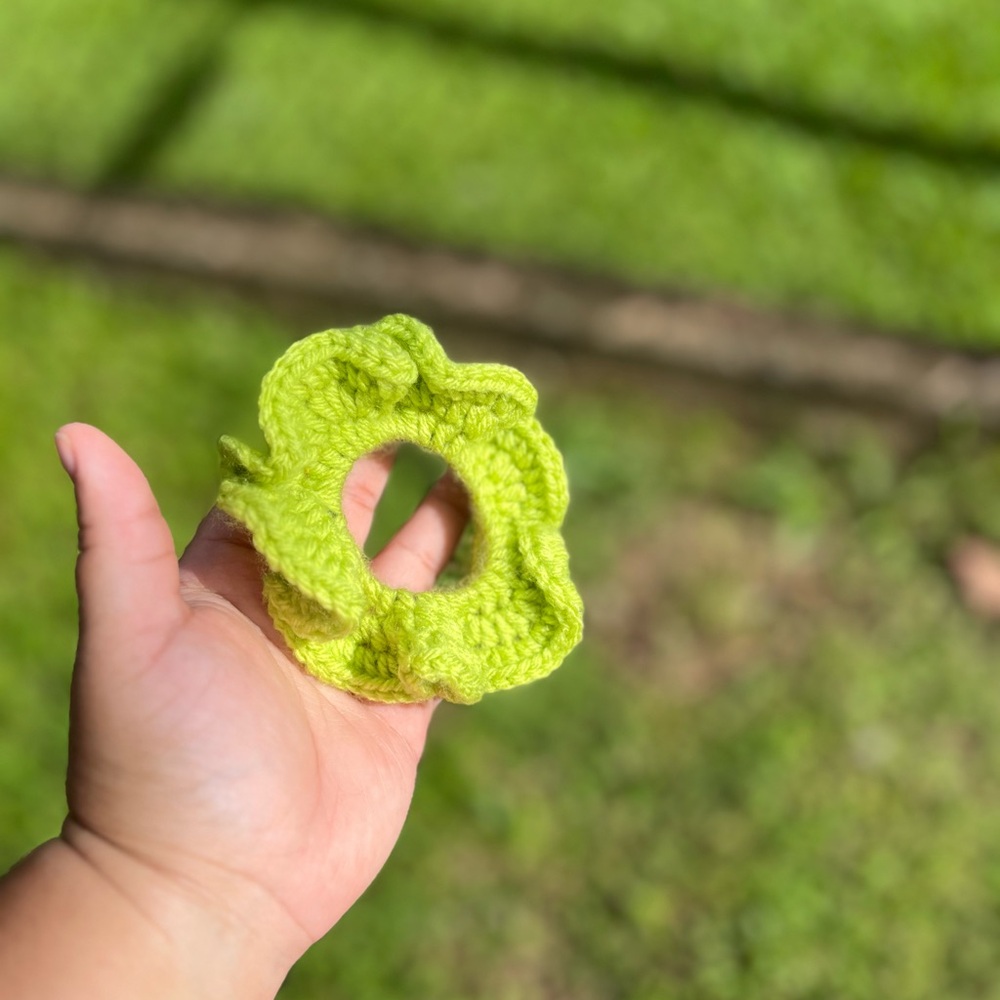 Scrunchies - Picture 3 of 10
